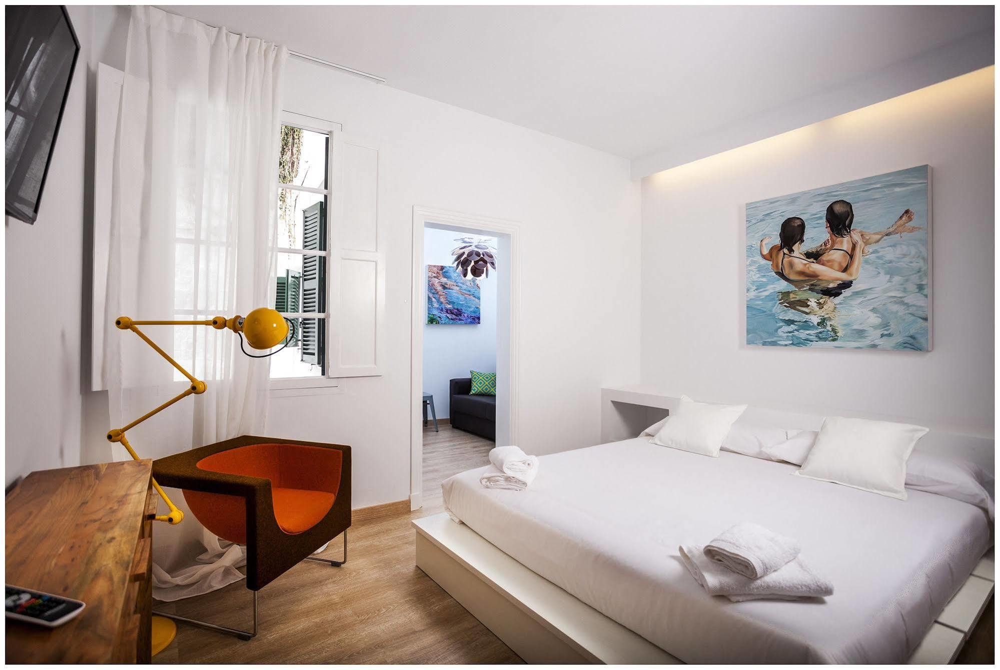 Cheap & Chic Hotel ซิวตาเดญา ภายนอก รูปภาพ