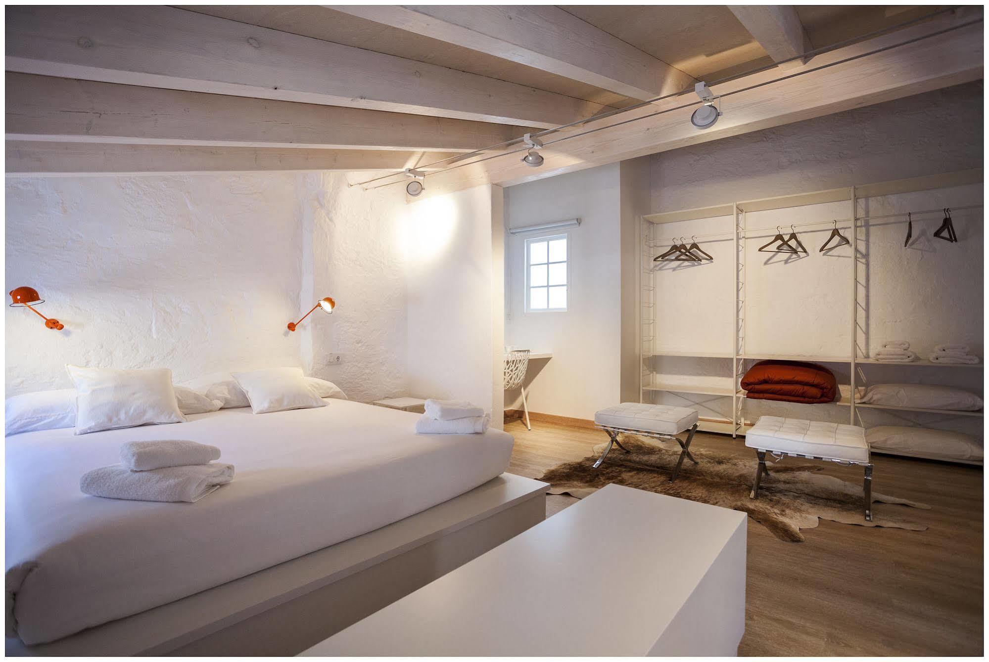 Cheap & Chic Hotel ซิวตาเดญา ภายนอก รูปภาพ