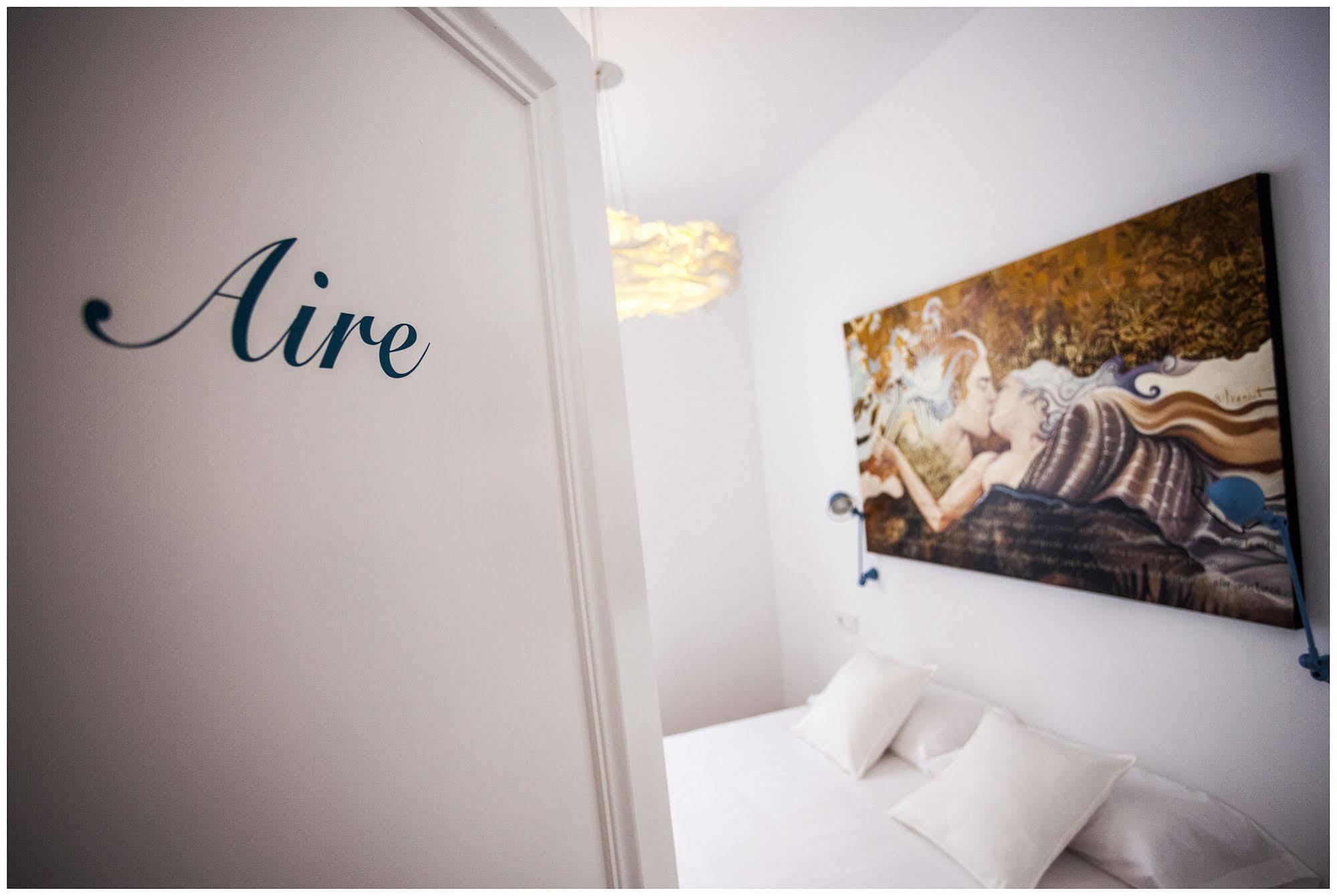 Cheap & Chic Hotel ซิวตาเดญา ภายนอก รูปภาพ